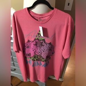 T-Shirt Brand-Def Leppard size S/M multiple color. Loose fit. Graphics design.